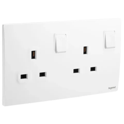 Legrand Mallia Senses — British standard double pole socket outlets 13 A - 250 V~ — 2-gang - switched, Matt White — 2 811 17MW