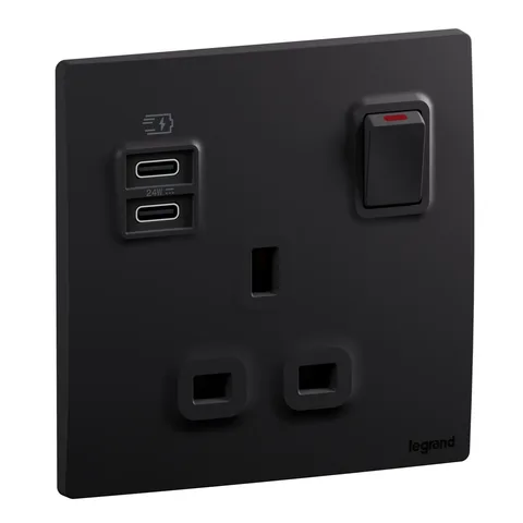 Legrand Mallia Senses — British standard single pole socket outlets 13 A - 250 V~ — 1G BS13A DP 24W SWITCHED USB C+C, Matt Black — 281173MB