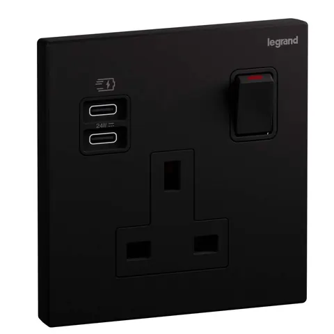 مقبس كهربائي بريطاني ليجراند جاليون، وحدة واحدة، 2P، 13 أمبير، بمفتاح، USB C+C 24W، أسود مطفي — 282339-C