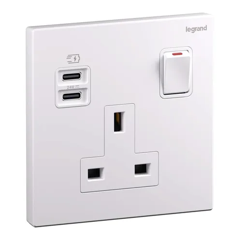 مقبس كهربائي بريطاني ليجراند جاليون، وحدة واحدة، 2P، 13 أمبير، بمفتاح، USB C+C 24W، أبيض — 282339