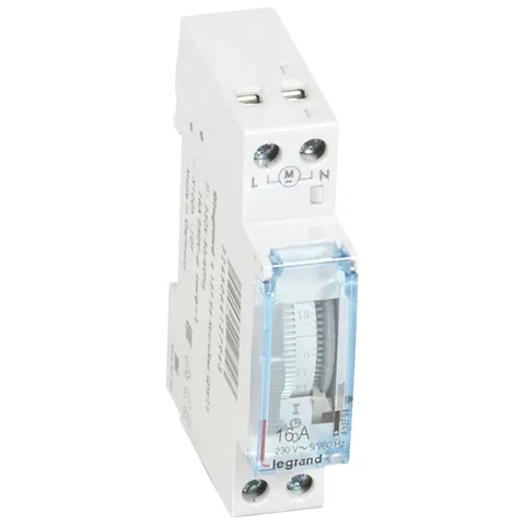 Legrand Timer digital display multifunction annual prog — 4 127 94
