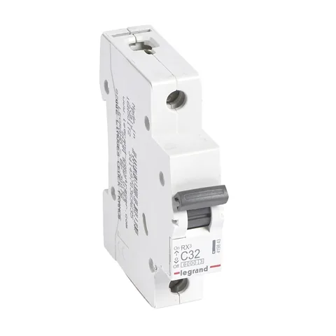 Legrand RX3 1P C32 6KA — 4 198 43