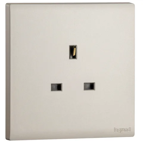 Legrand Obria — British standard single pole socket outlets 13 A - 250 V~ — 1-gang - unswitched, Champagne — MEC31032CH