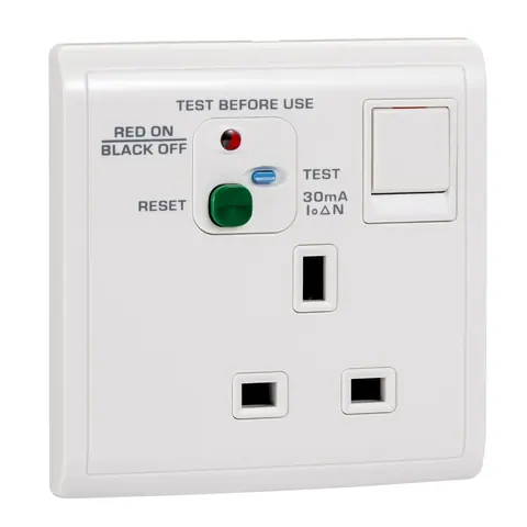 مقبس بمفتاح مع حماية RCD شنايدر Pieno، وحدة واحدة، 2P، 13 أمبير — E8215DRC